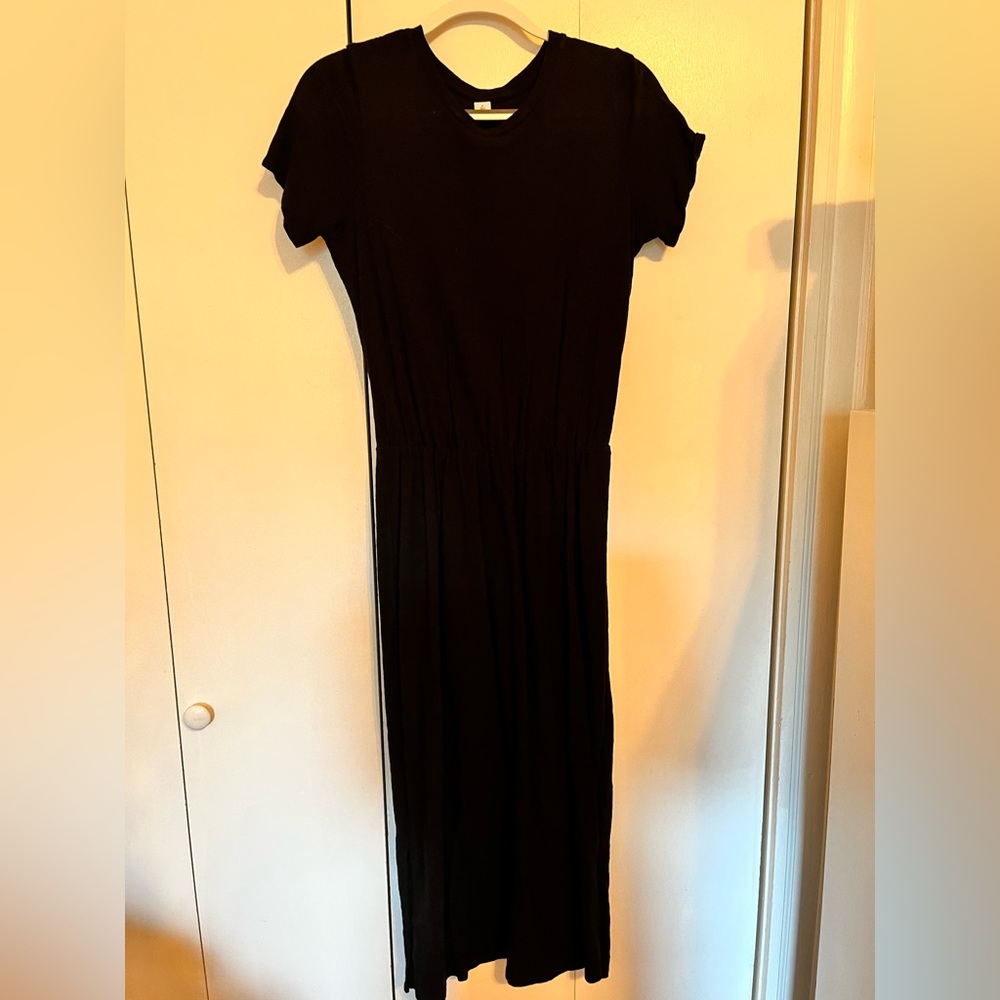 Black midi dress